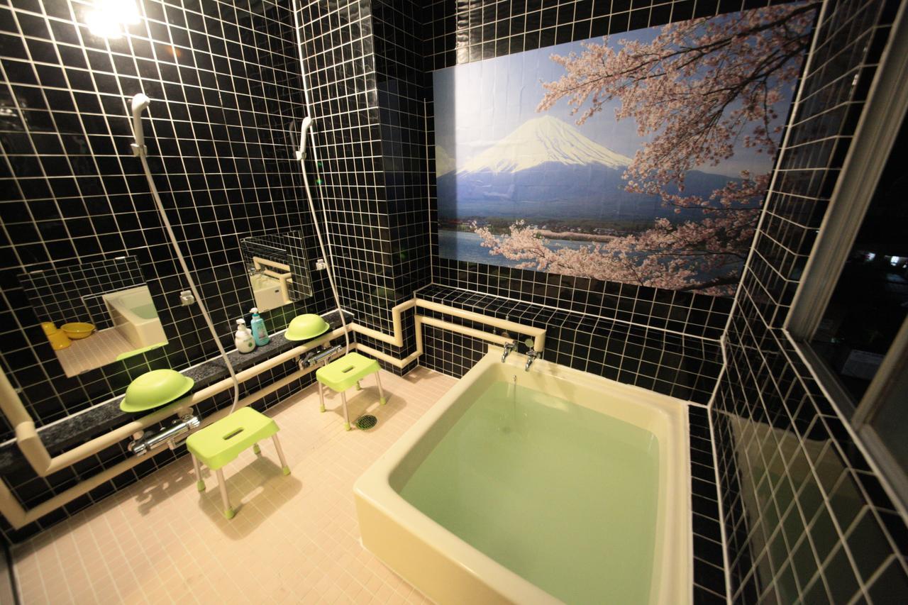 The Takayama Station Hostel Exteriör bild