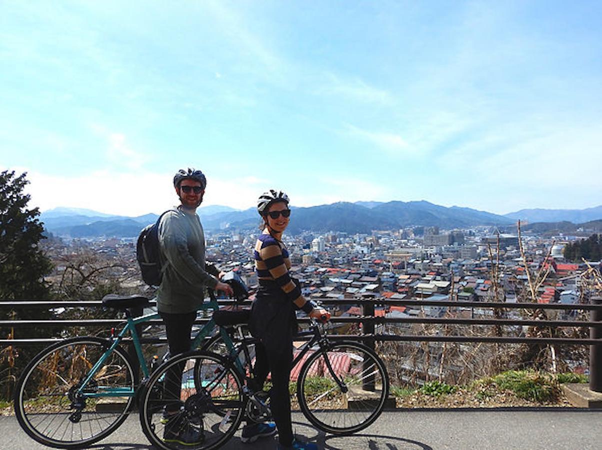 The Takayama Station Hostel Exteriör bild